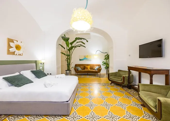 Kea Home, Entire House In The Heart Of Naples